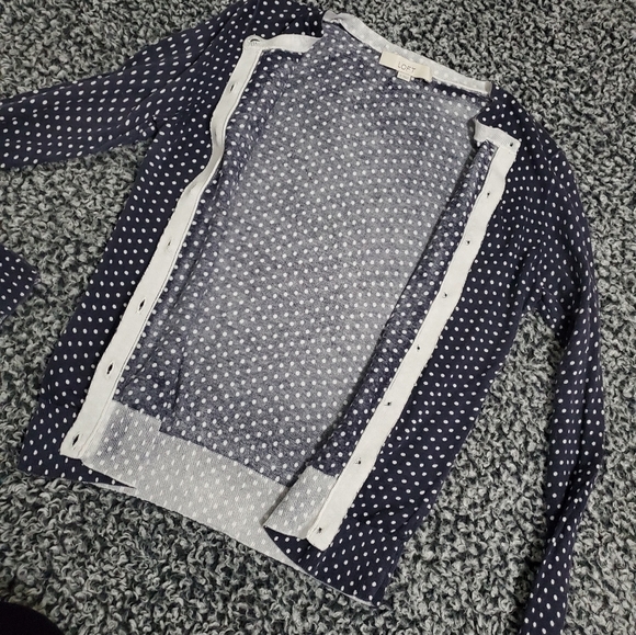 LOFT Blue & White Poka Dot Button up - Picture 10 of 12